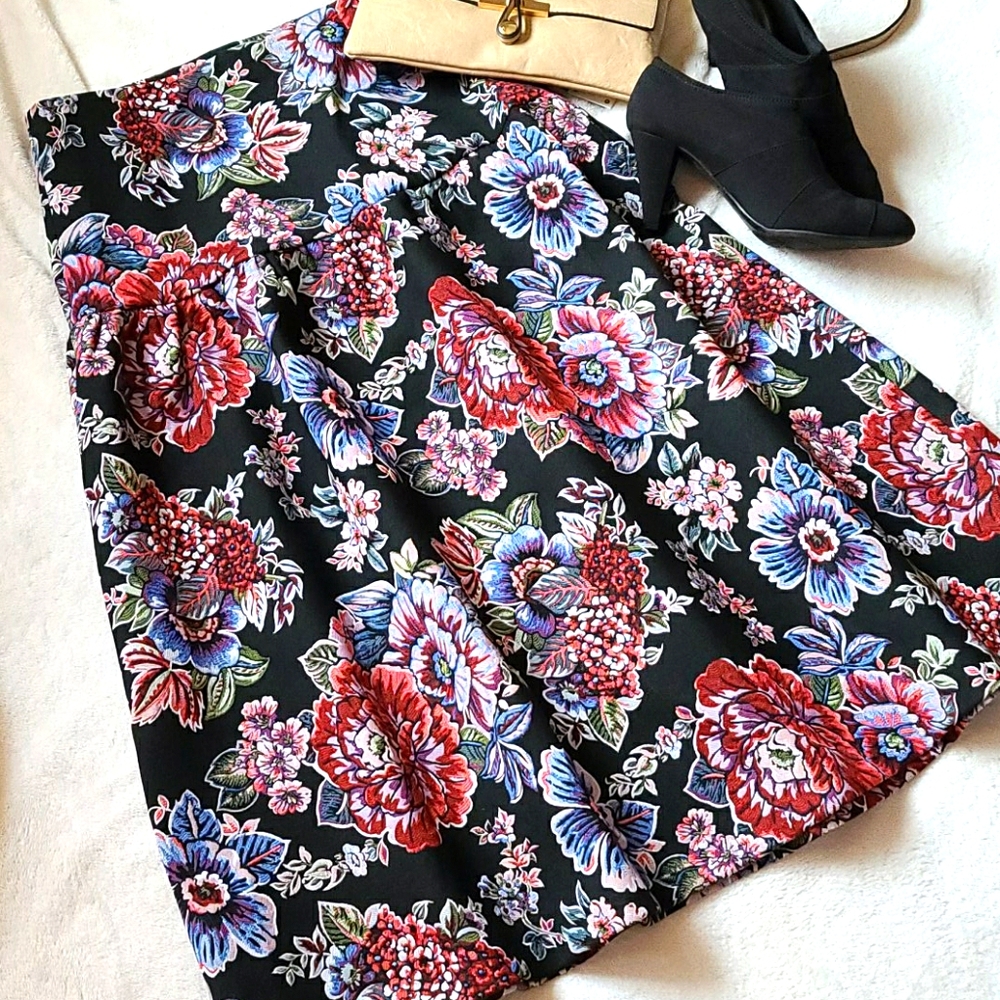 🖤Zara 🤍black floral embroidered